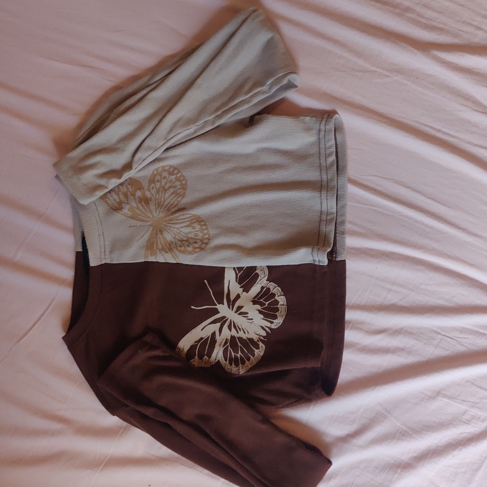 Faded Rose cropped long sleeve butterfly shirt.